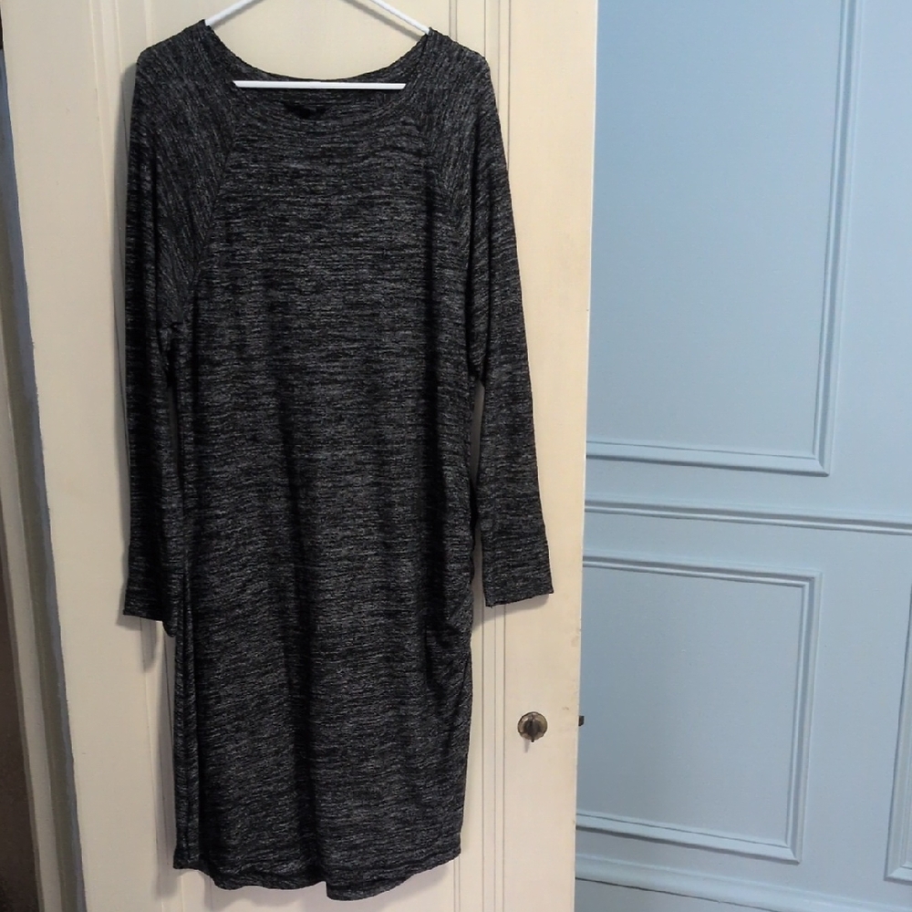 Banana Republic Charcoal Long Sleeve Dress